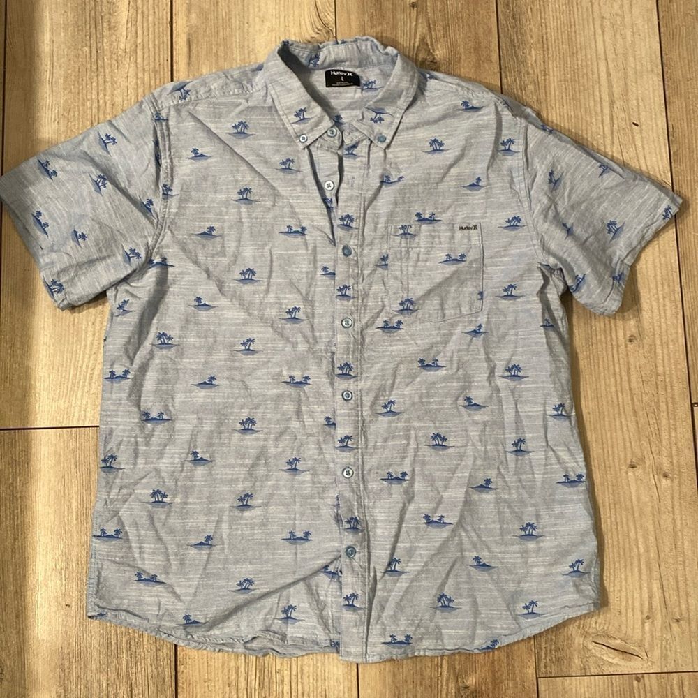 Men’s Large Hurley Button Up Blue Cotton Palm Trees